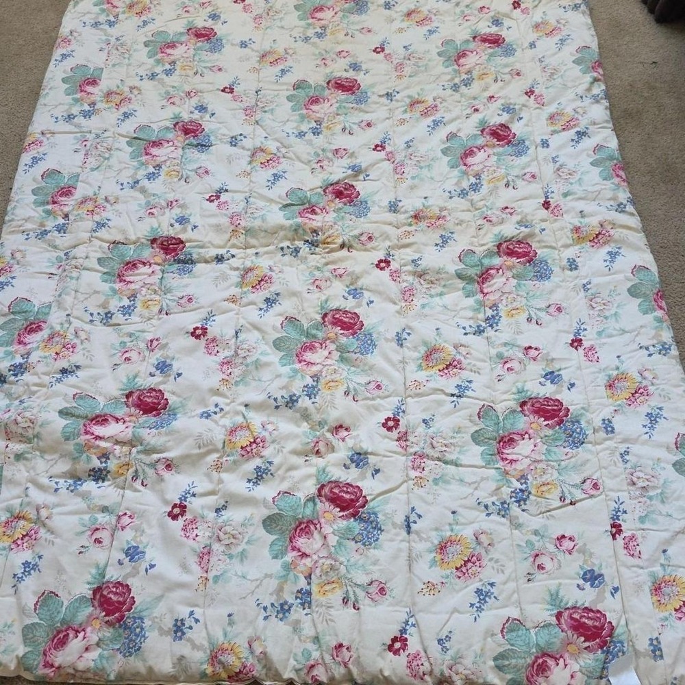 Ralph Lauren Alisa Floral Twin Comforter Vintage Discountined 63" x 86"